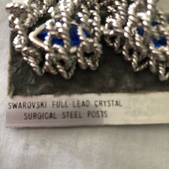 VINTAGE VON ELLE SWAROVSKI/FULL LEAD CHRYSTAL PIN - Picture 4 of 4